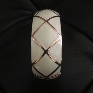 Gorgeous rose gold and white hinge bracelet